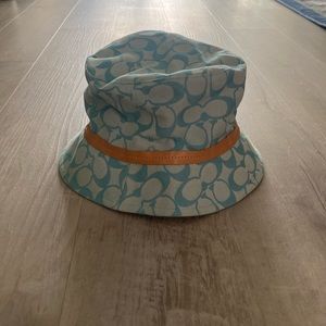 Vintage coach 90’s baby blue bucket hat